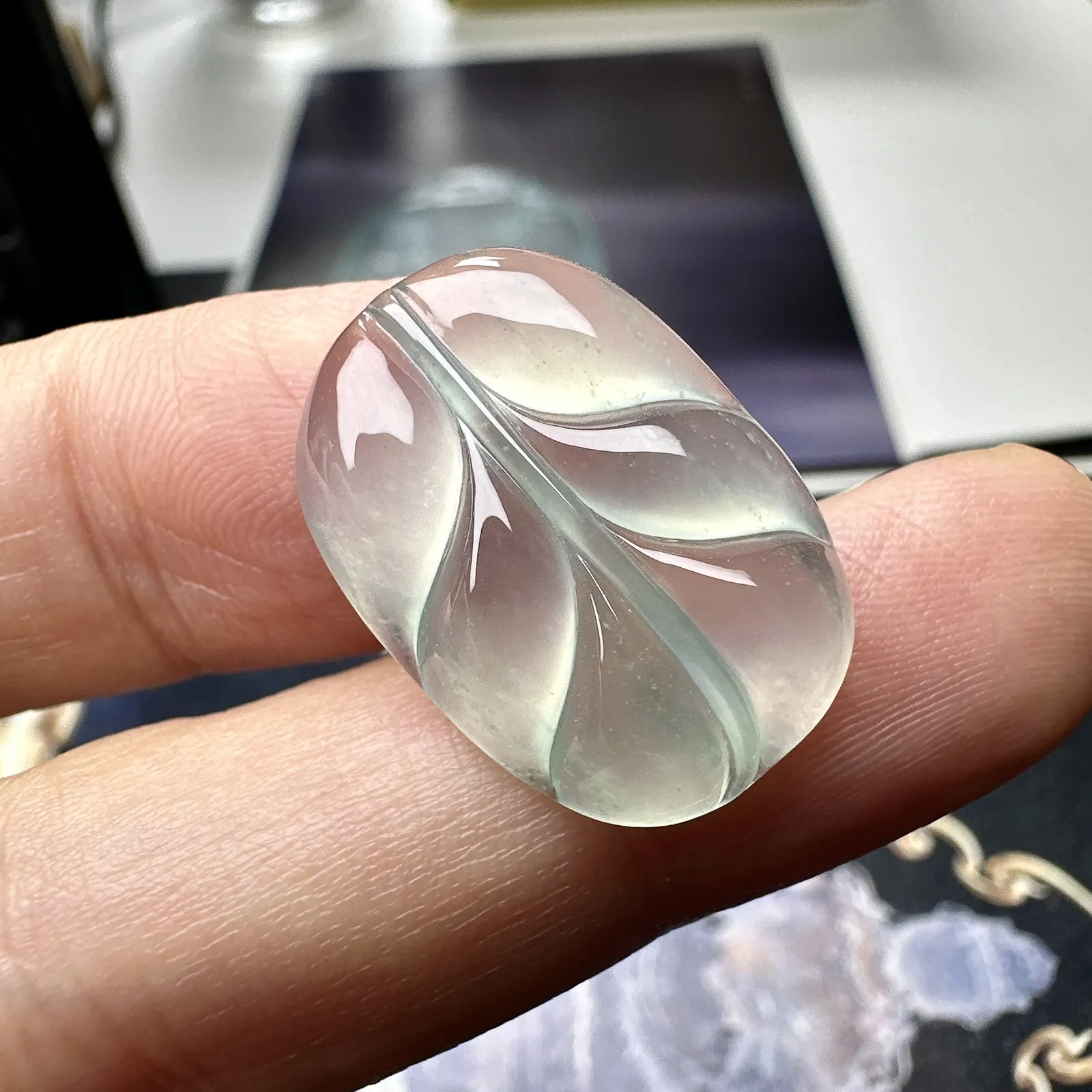 【冰种叶吊坠】金枝玉叶，种水上乘，晶莹剔透，纯净通透，莹光感很强