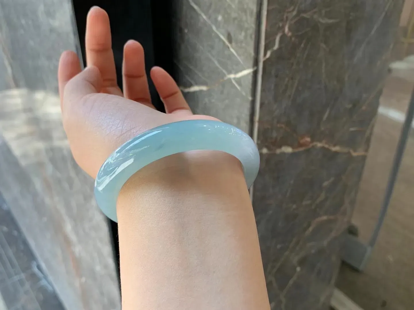 ｜55圈口
天空蓝底，晴空万里，冰润一体，