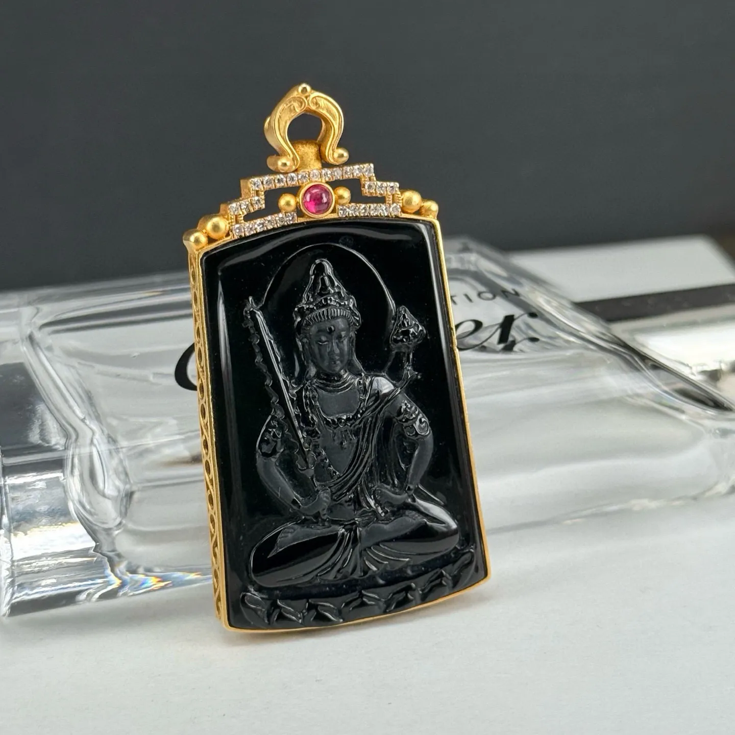 精品18k墨翠虚空藏菩萨 种好色正 黑度极好 打灯通透 油性十足 尺寸55.8