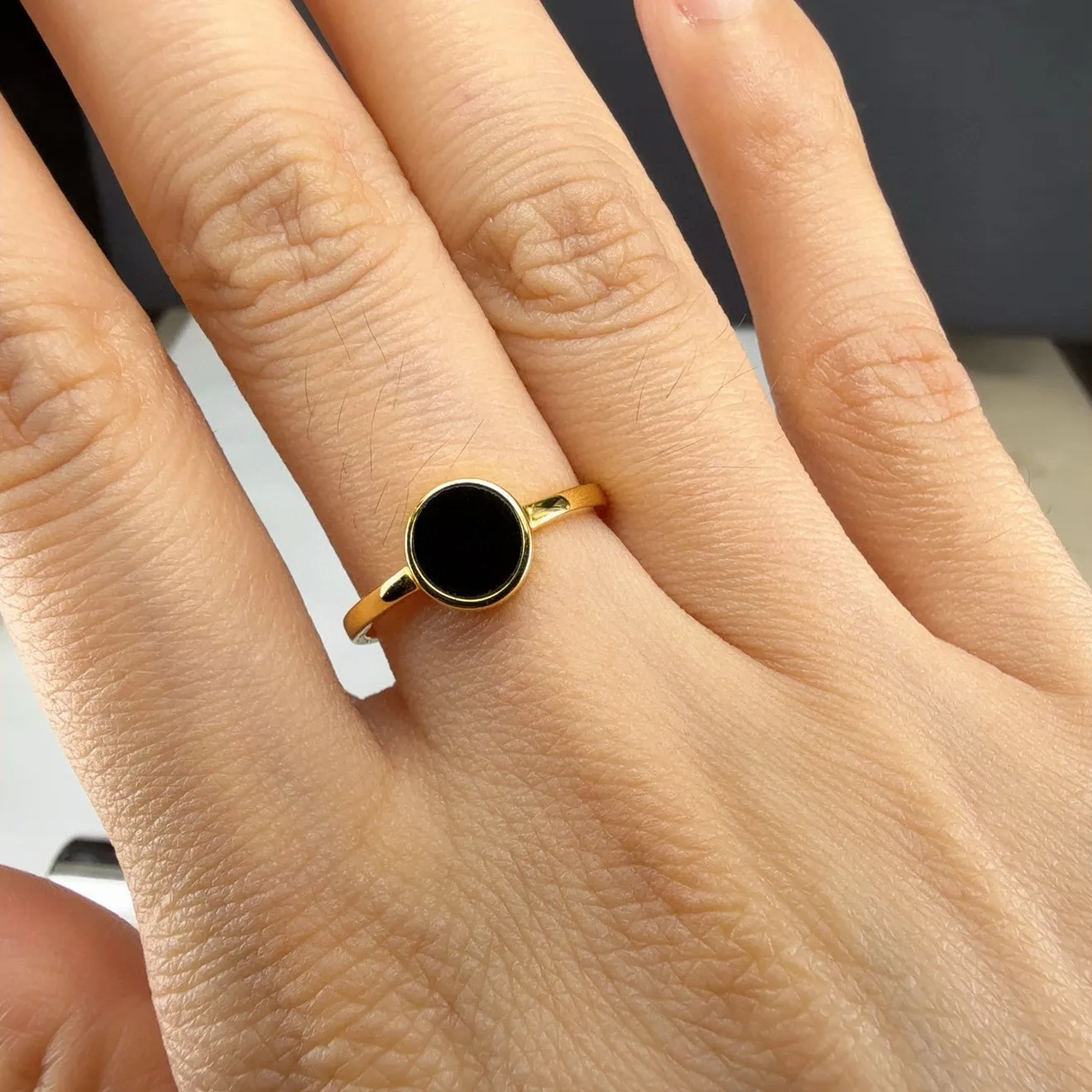 精品18k墨翠圆片女戒 尺寸7.6