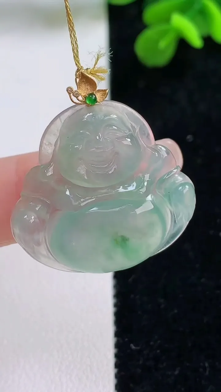 天然A货翡翠佛公吊坠，尺寸26.6-28.3-5，重量:5.82g
9月1日
