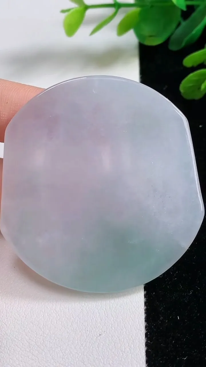 天然A货翡翠文殊菩萨吊坠，尺寸55-51.8-6，重:31.23g
9月1日