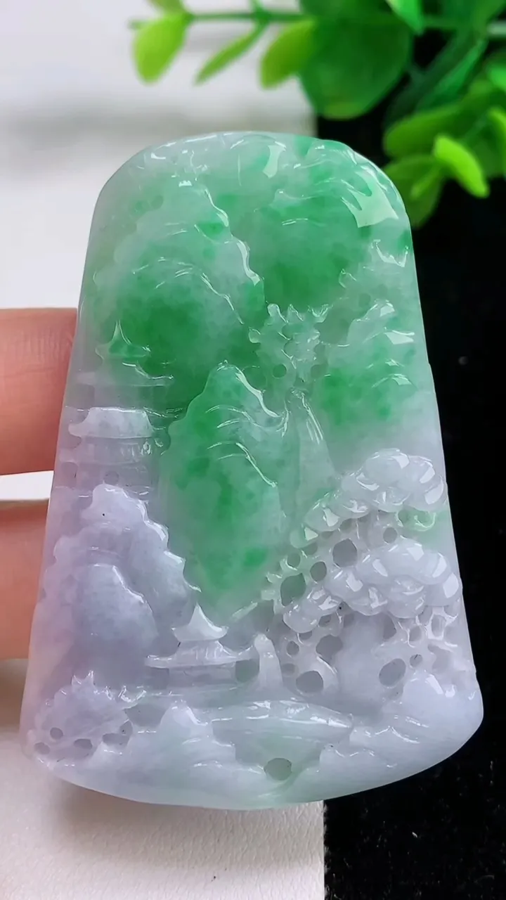 天然A货翡翠山水牌吊坠，尺寸62-43.3-5.3，重量:31.24g
9月1日
