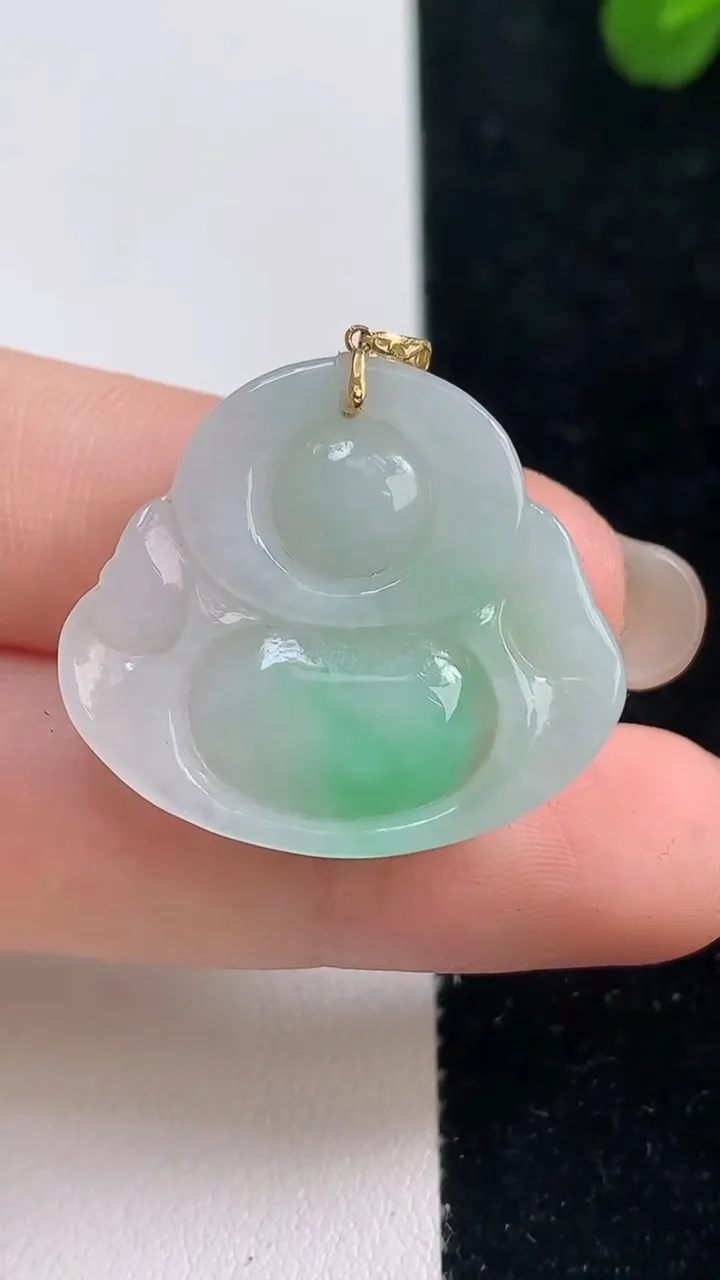天然A货翡翠佛公吊坠，尺寸25-28.3-6，重:6.27g
9月6日