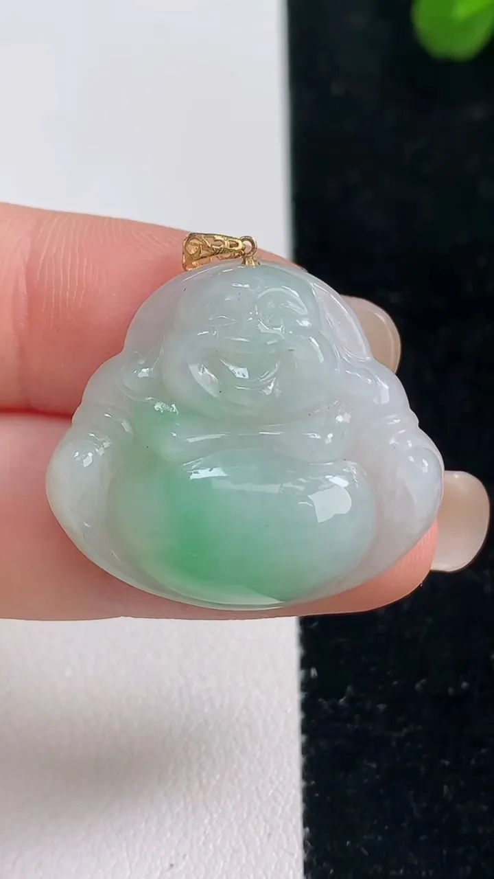 天然A货翡翠佛公吊坠，尺寸25-28.3-6，重:6.27g
9月6日