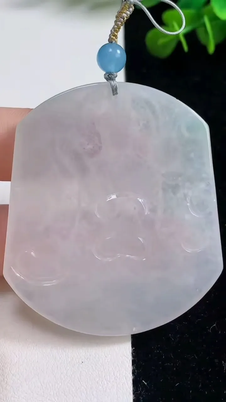 天然A货翡翠虚空藏观音菩萨吊坠，尺寸54.8-47-5，重量:32.14g
9月6日