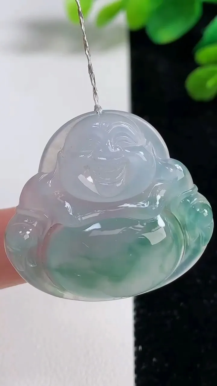 天然A货翡翠种飘花佛公吊坠，尺寸32.2-33.8-6，重量:10.36g
9月6日