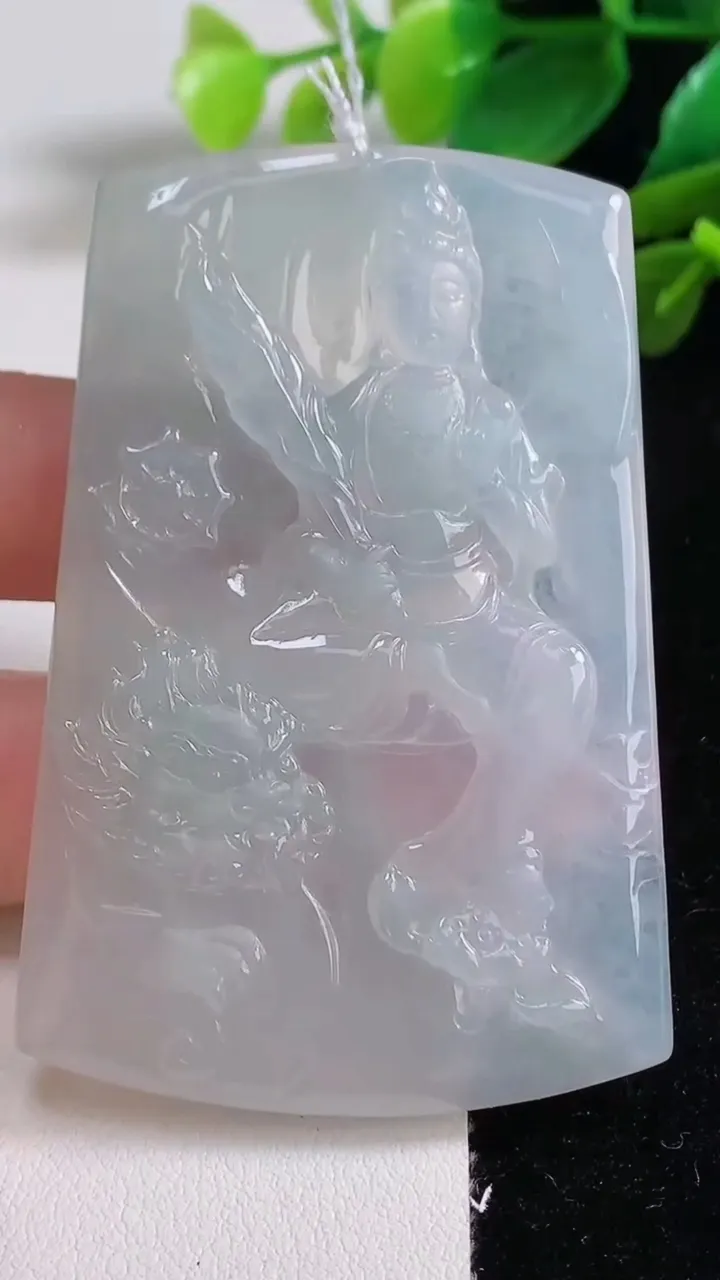 天然A货翡翠种白冰文殊菩萨吊坠，尺寸64.4-43.2-5.4，重量:35.68g
9月7日