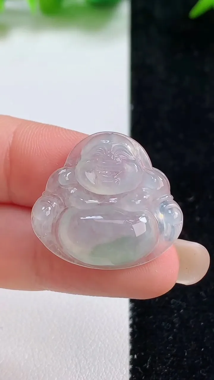 天然A货翡翠冰种飘花佛公吊坠，尺寸23-25-5，重量:4.17g
9月8日