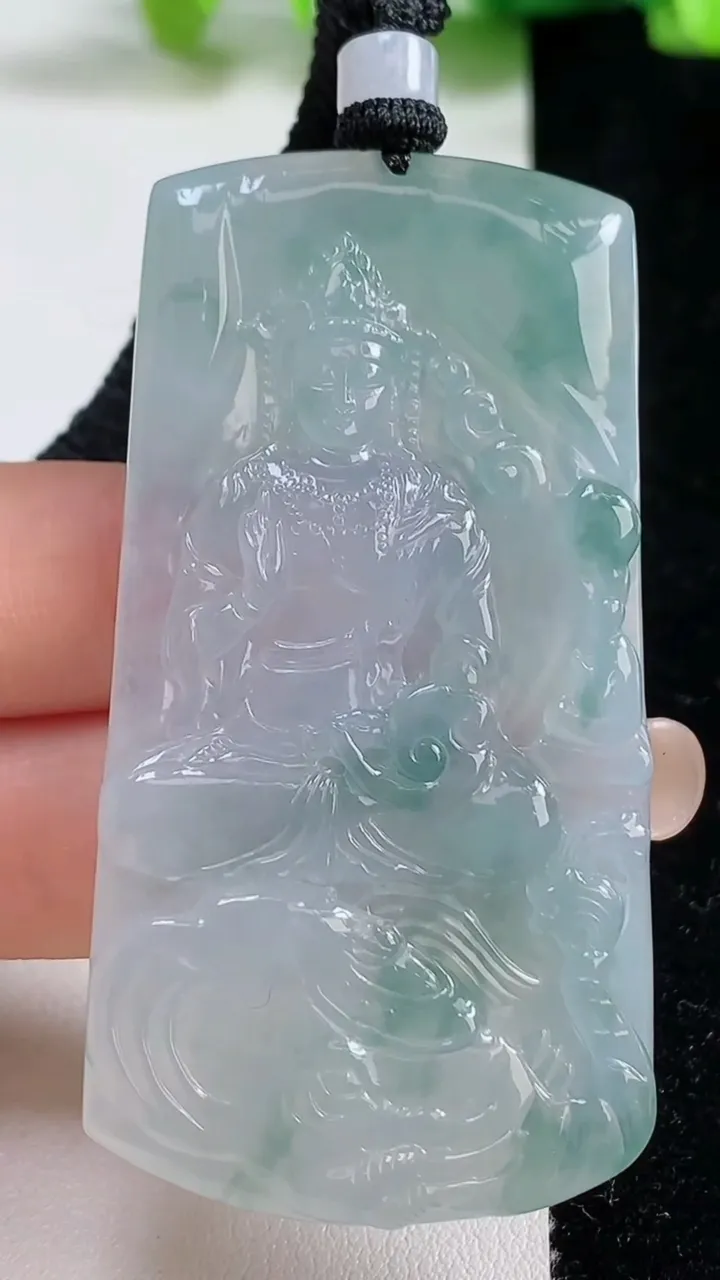 天然A货翡翠种飘花普贤菩萨吊坠，尺寸63.5-32-5.5，重量:31.69g
9月8日