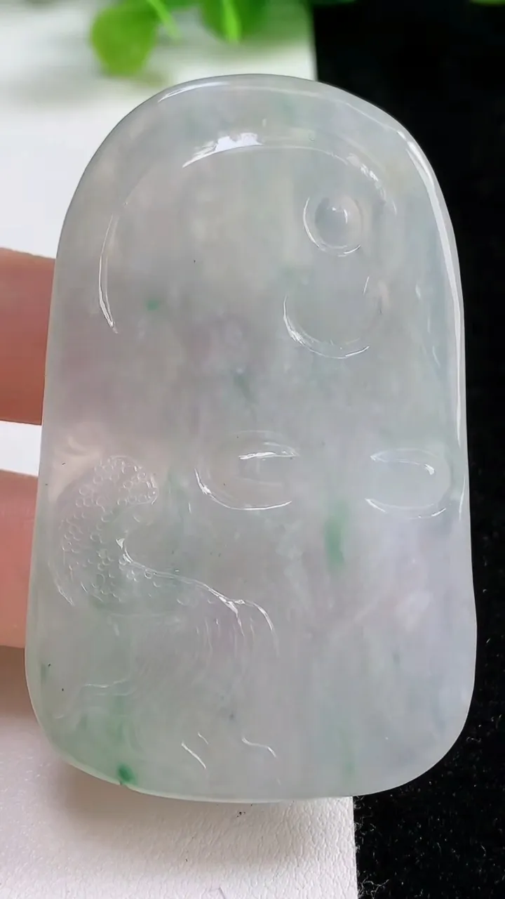天然A货翡翠祥龙大势至观音菩萨吊坠，尺寸63.7-40-6，重:32.69g
9月8日