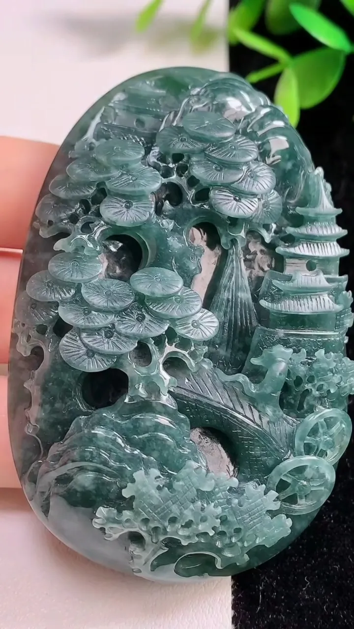 天然A货翡翠蓝水山水牌吊坠，尺寸72-48.5-16.8，重:91.79g
9月9日