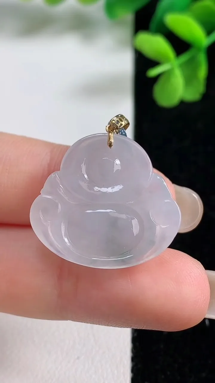 天然A货翡翠种飘花佛公吊坠，尺寸22-23.8-5，重量:4.09g
9月9日