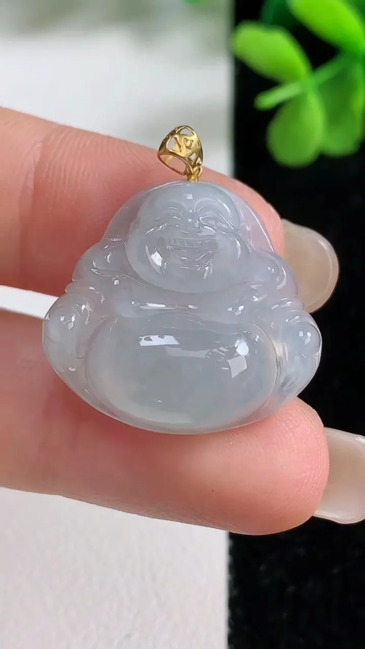 天然A货翡翠佛公吊坠，尺寸21.6-23.2-5.8，重量:4.37g
9月9日
