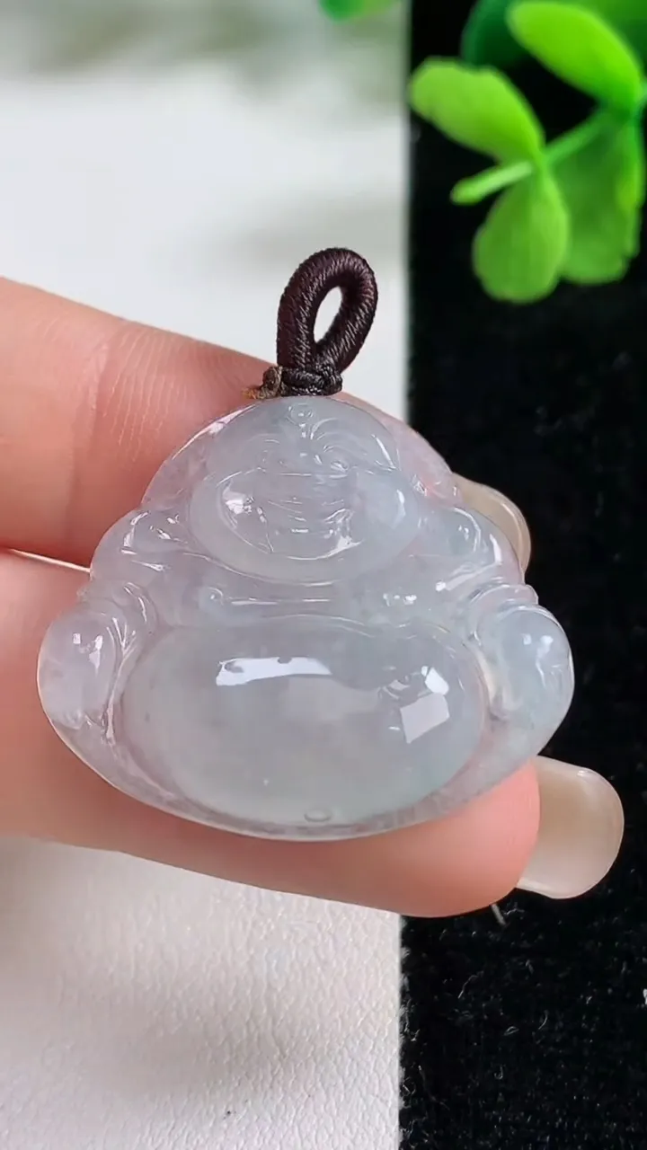 天然A货翡翠佛公吊坠，尺寸26-29.3-5.4，重量:6.67g
9月9日
