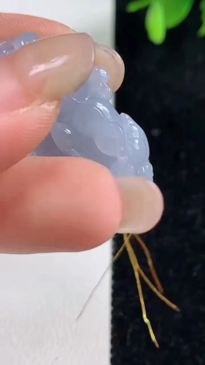 天然A货翡翠紫罗兰貔貅吊坠，尺寸34-19.2-10，重量:13.00g
9月10日