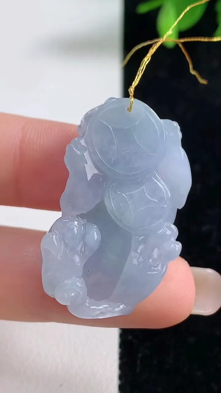 天然A货翡翠紫罗兰貔貅吊坠，尺寸34-19.2-10，重量:13.00g
9月10日