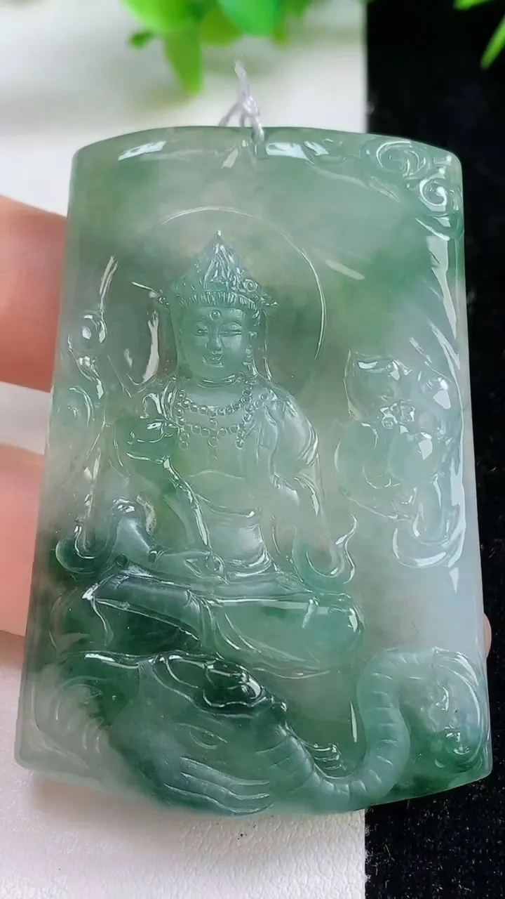 天然A货翡翠普贤菩萨吊坠，尺寸59-38-5.2，重量:31.23g
9月10日