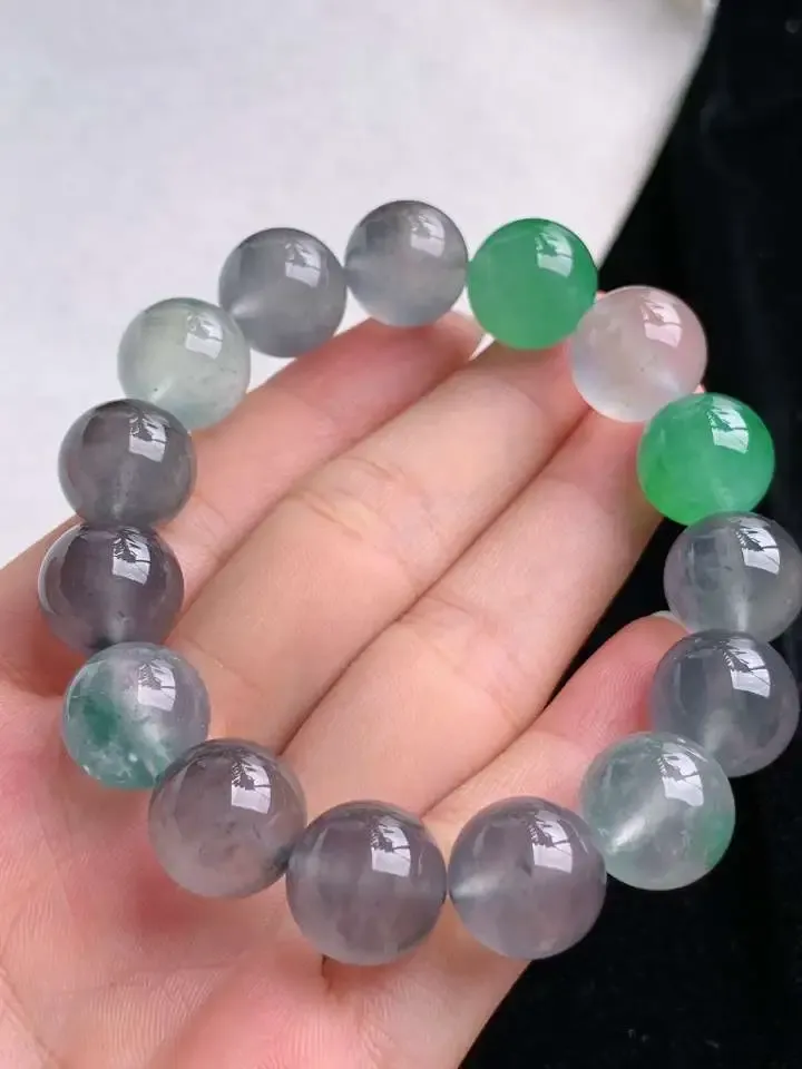 a货翡翠老坑高冰种飘绿乌鸡种圆珠佛珠手串15颗，尺寸13mm 重量60.48g 0909