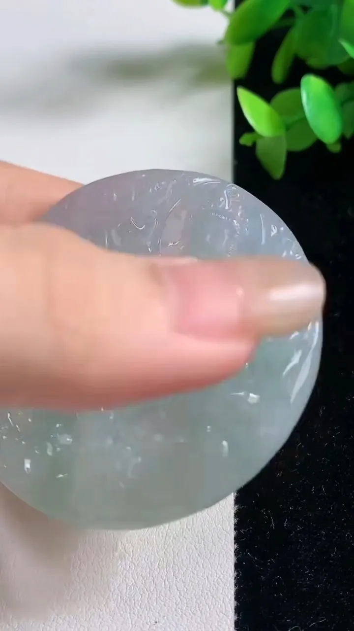 天然A货翡翠文殊菩萨吊坠，尺寸53-5.5，重量:34.20g
9月11日