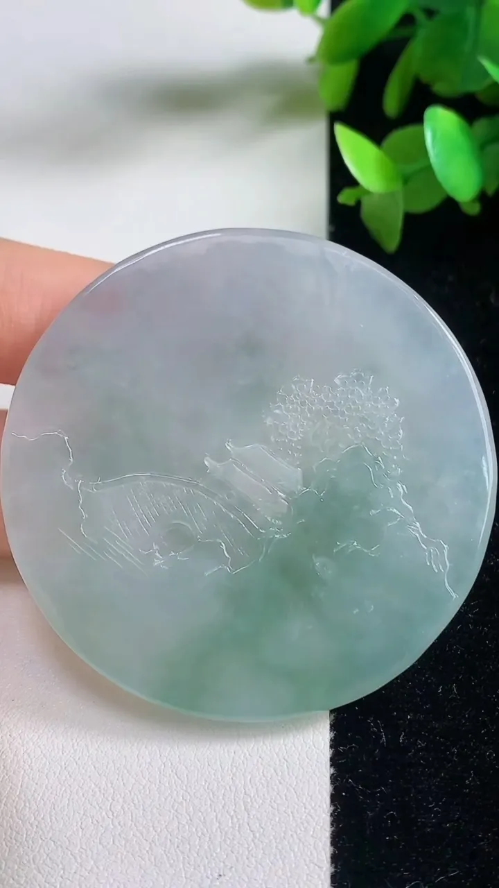 天然A货翡翠文殊菩萨吊坠，尺寸53-5.5，重量:34.20g
9月11日