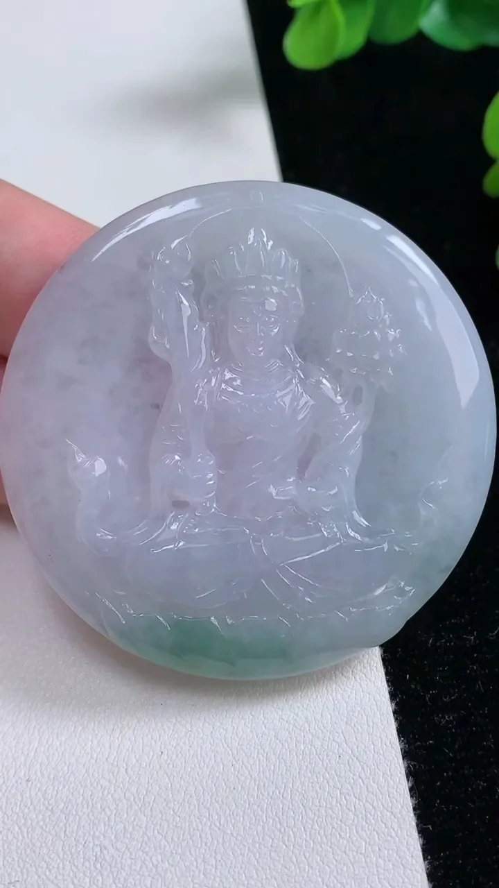 天然A货翡翠虚空藏观音菩萨吊坠，尺寸54.7-5，重量:33.59g
9月12日