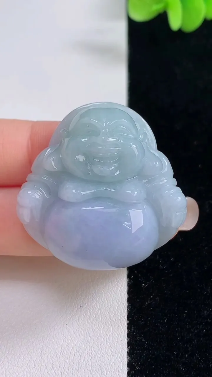 天然A货翡翠紫罗兰佛公吊坠，尺寸34.3-35.3-11.8，重量:24.07g
9月13日