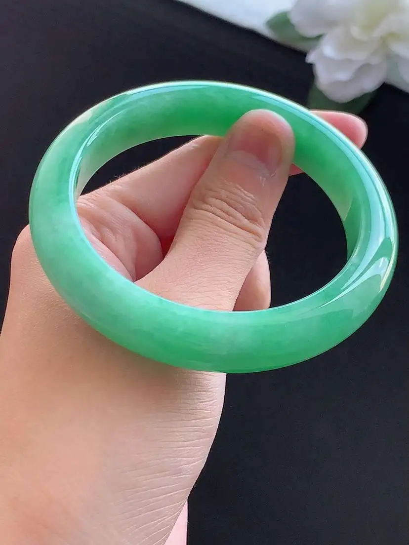 a货翡翠老坑冰种满绿正装正圈手镯57-58圈口  尺寸57.5×12×8.8mm 重量63.88g 0911