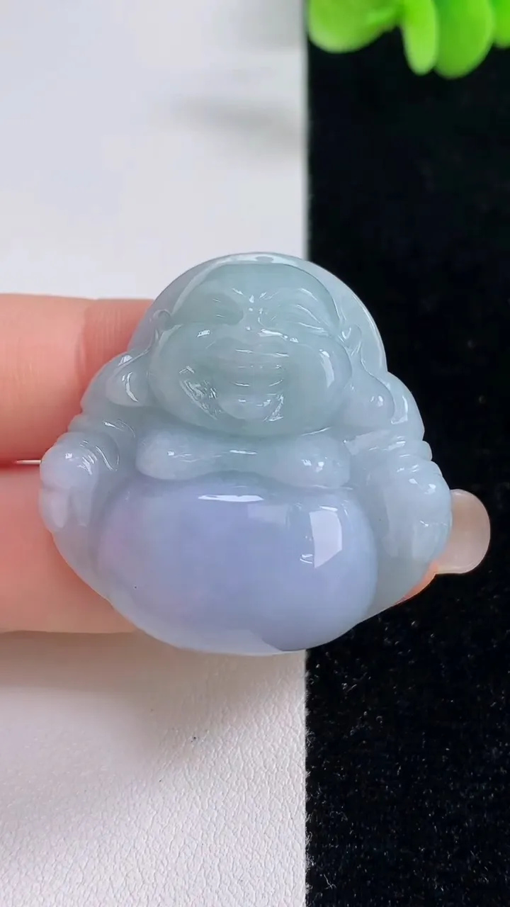 天然A货翡翠紫罗兰佛公吊坠，尺寸34.3-35.3-11.8，重量:24.07g
9月13日