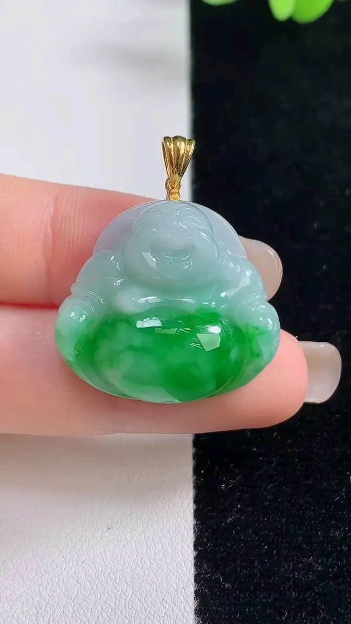 天然A货翡翠佛公吊坠，尺寸23.6-26-7.6，重量:8.08g
9月13日
