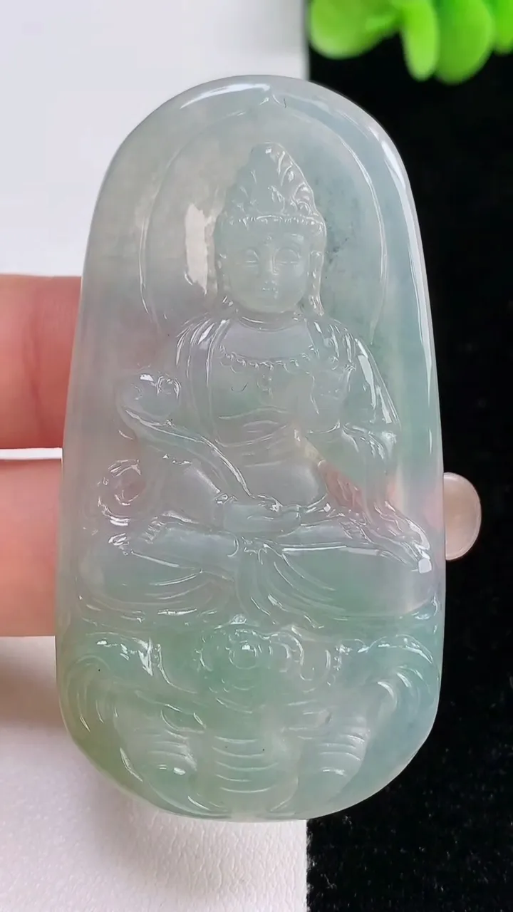 天然A货翡翠普贤菩萨吊坠，尺寸62-32.6-4，重量:20.81g
9月13日