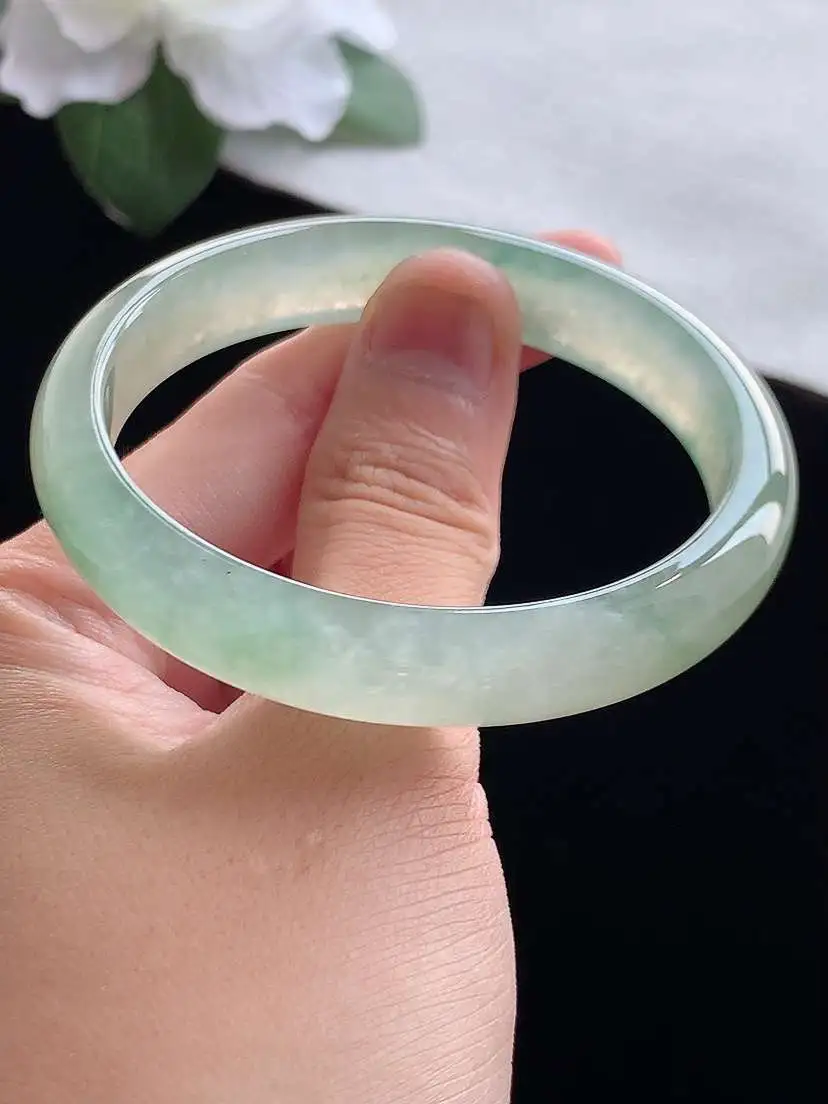 a货翡翠老坑冰种晴水贵妃手镯54-55圈口  尺寸54×46.5×11×6.5mm 重量35.40g 0913