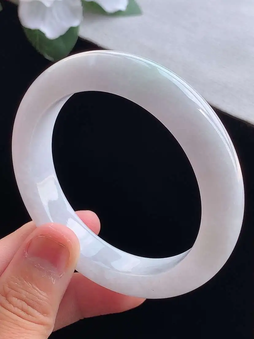 a货翡翠老坑冰种飘绿正装正圈手镯53-54圈口  尺寸53.8×11.8×8.6mm 重量59.63g 0913
