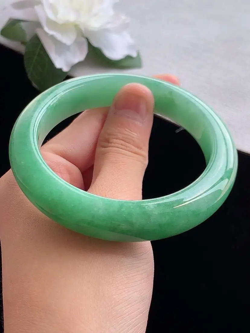 a货翡翠老坑冰种满绿正装正圈手镯57-58圈口 尺寸57.6×12.3×9.5mm 重量72.32g 0913