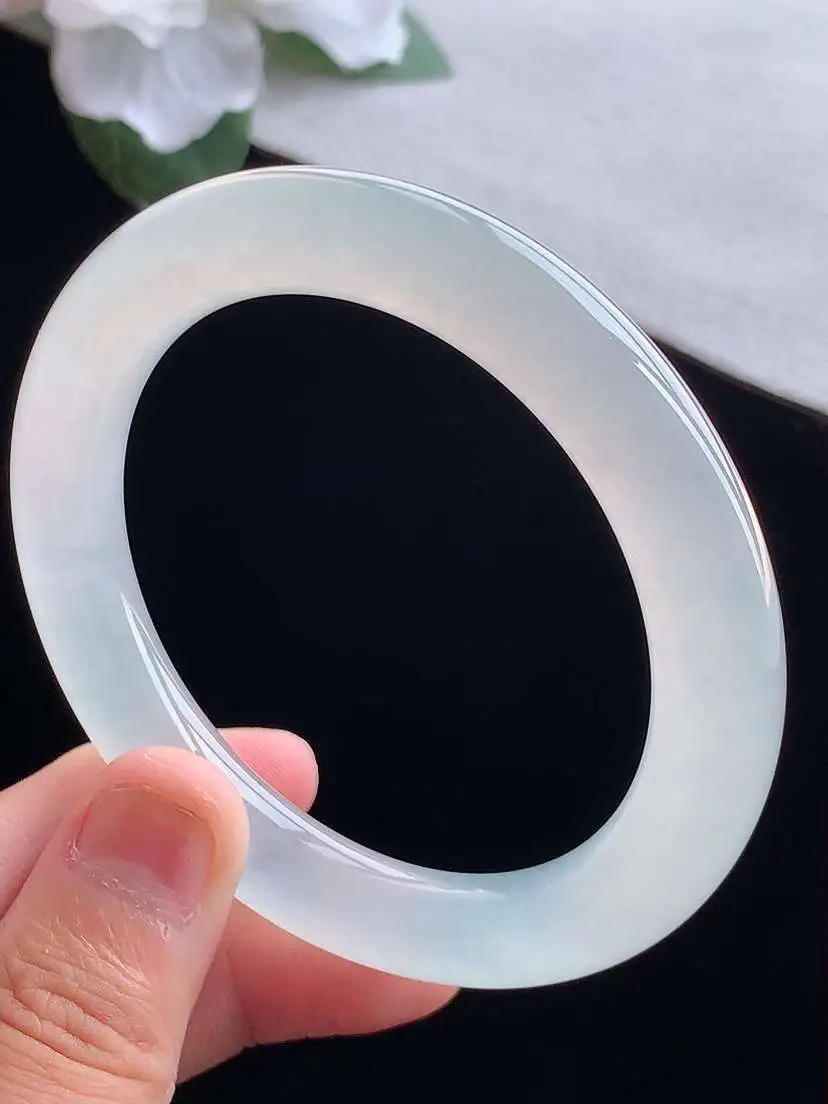 a货翡翠老坑冰种白月光圆条手镯54-55圈口  尺寸54×9.6mm 重量50.44g 0913