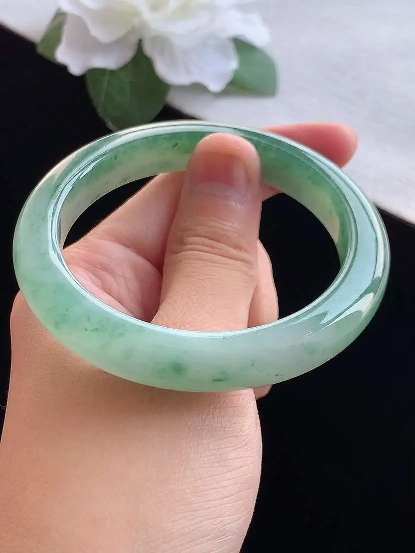 a货翡翠老坑冰种飘花正装正圈手镯53-54圈口  尺寸53.8×9.7×8.2mm 重量46.55g 0913