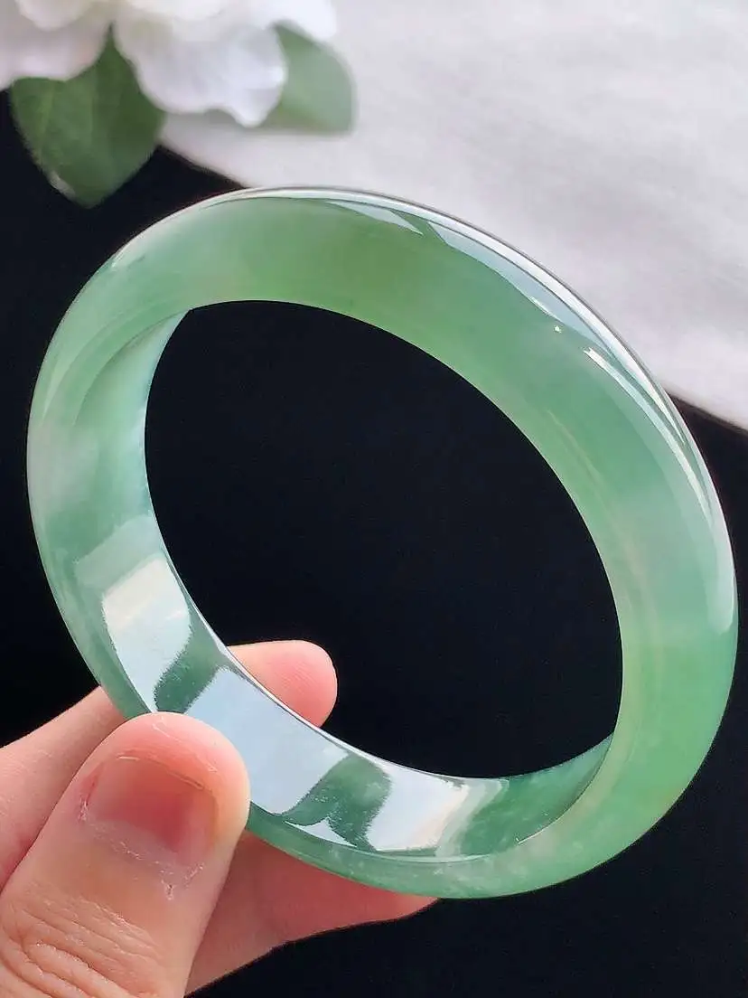 a货翡翠老坑冰种飘花正装正圈手镯54-55圈口  尺寸54.8×13.8×7mm 重量51.33g 0913