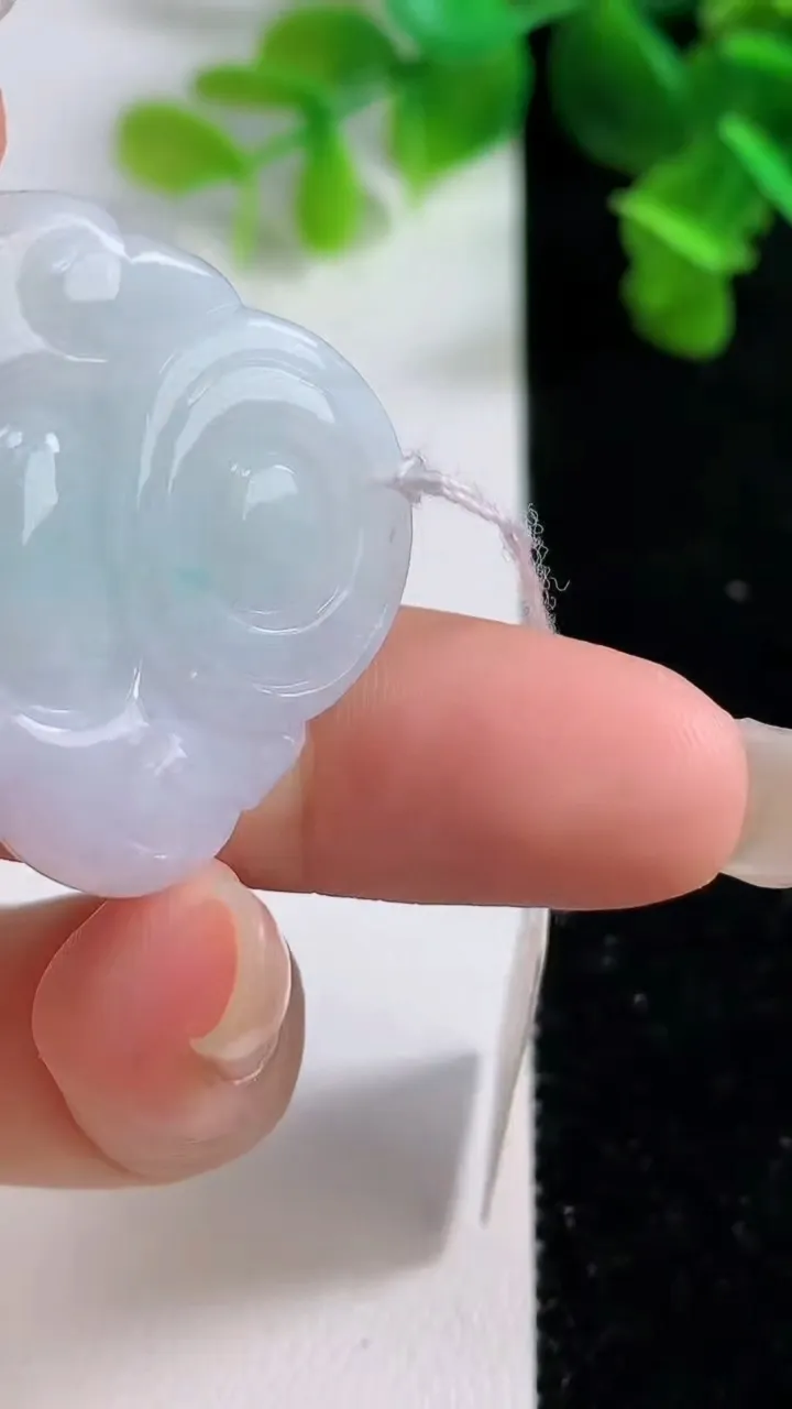 天然A货翡翠佛公吊坠，尺寸25.7-32.5-13.8，重量:20.00g
9月14日