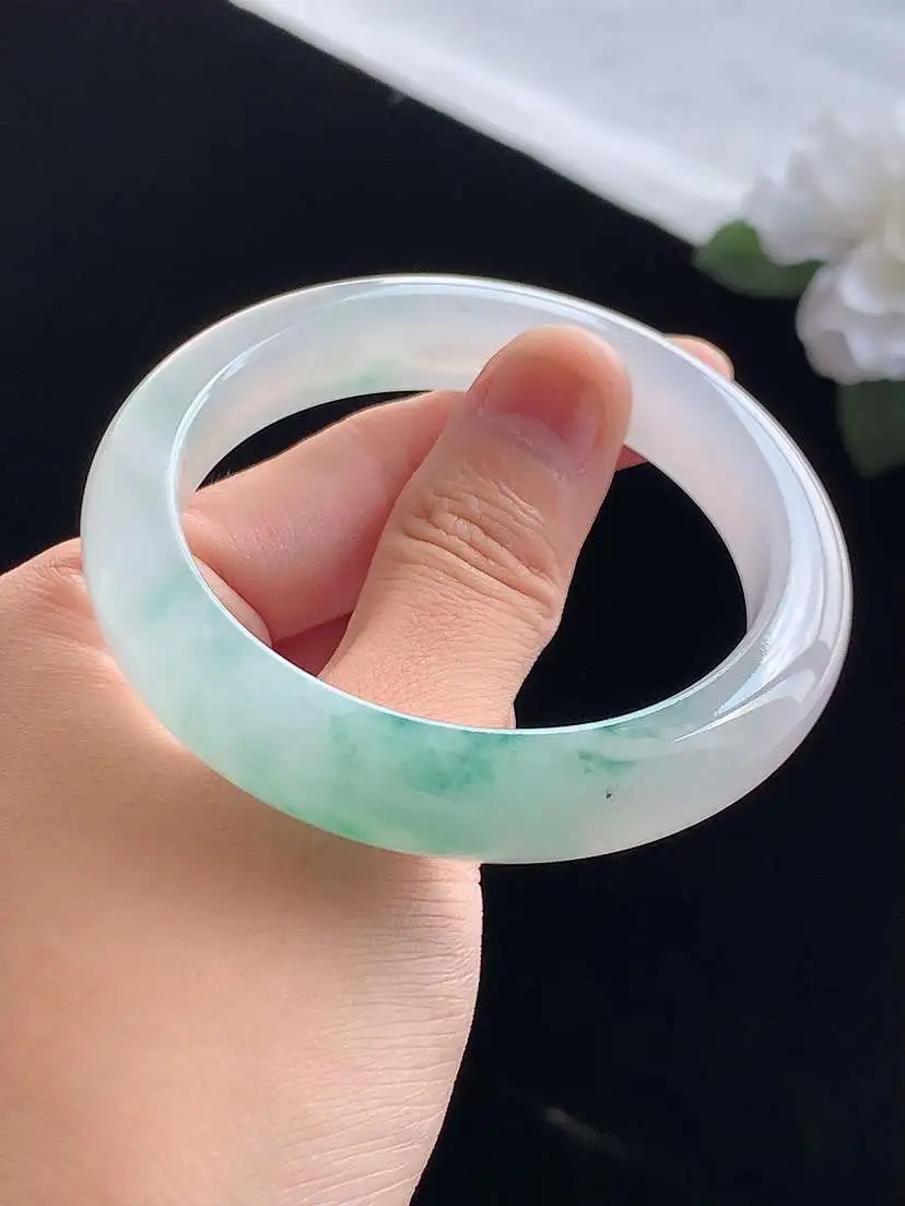a货翡翠老坑冰种飘花正装正圈手镯54-55圈口  尺寸54.2×11.5×8.5mm 重量54.55g 0913
