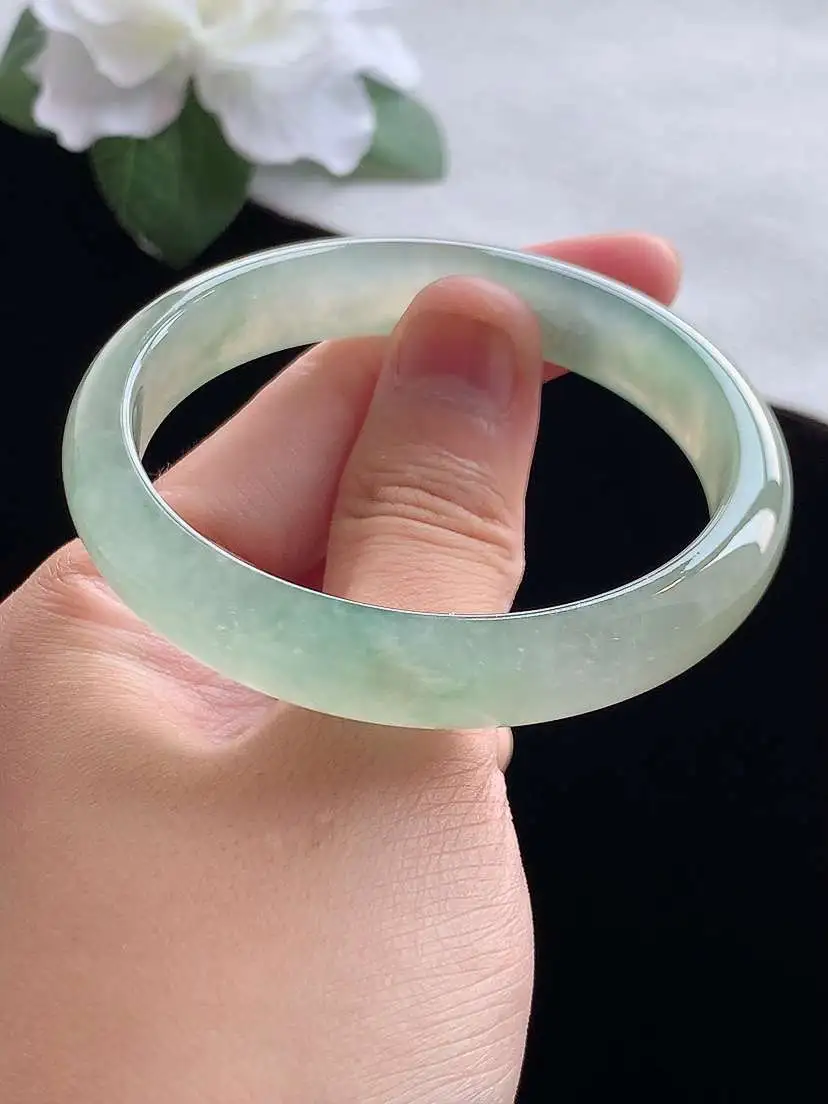 a货翡翠老坑冰种晴水贵妃手镯54-55圈口  尺寸54×46.5×11×6.5mm 重量35.40g 0913