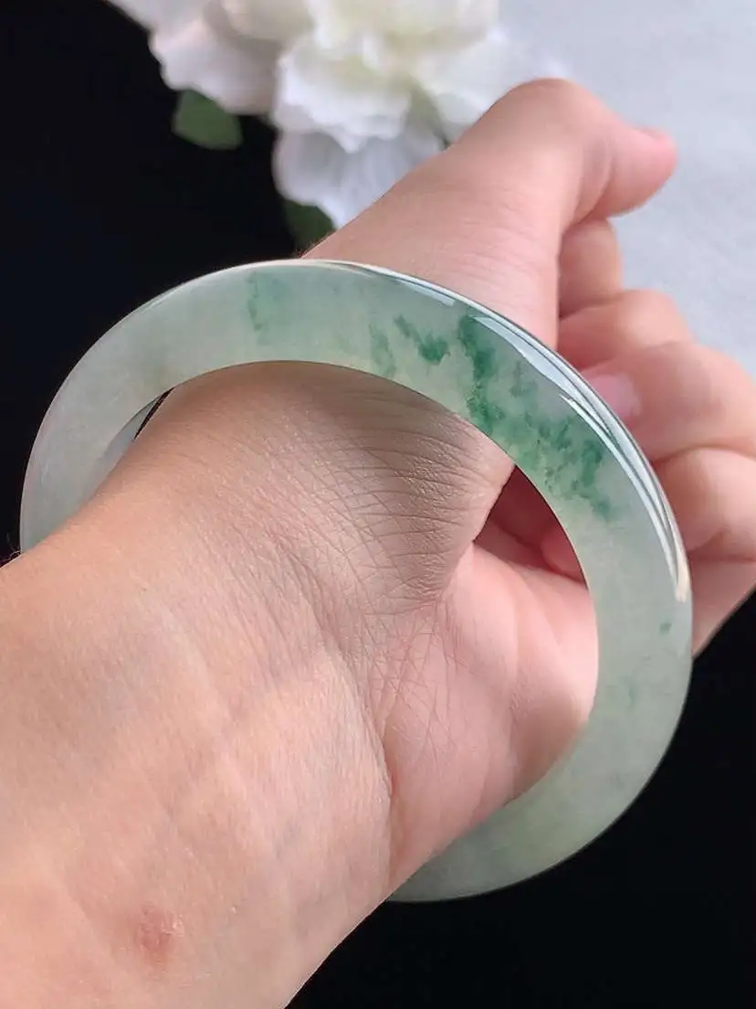 a货翡翠老坑冰种飘花正装正圈手镯58-59圈口  尺寸58×12.8×8.3mm 重量60.10g 0913