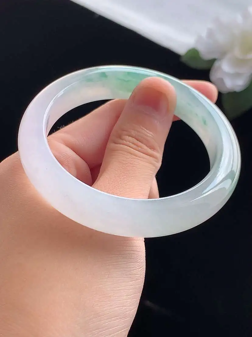 a货翡翠老坑冰种飘花正装正圈手镯54-55圈口  尺寸54.2×11.5×8.5mm 重量54.55g 0913
