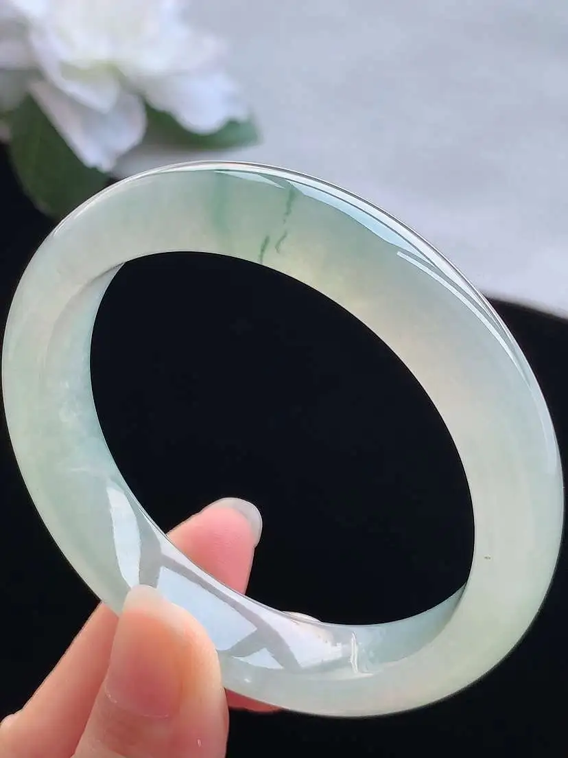 a货翡翠老坑冰种飘花正装正圈手镯54-55圈口  尺寸54.8×12.6×7.7mm 重量52.78g 0913