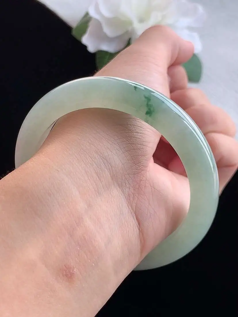 a货翡翠老坑冰种飘花正装正圈手镯57-58圈口 尺寸57.6×10.8×8.8mm 重量58.00g 0913