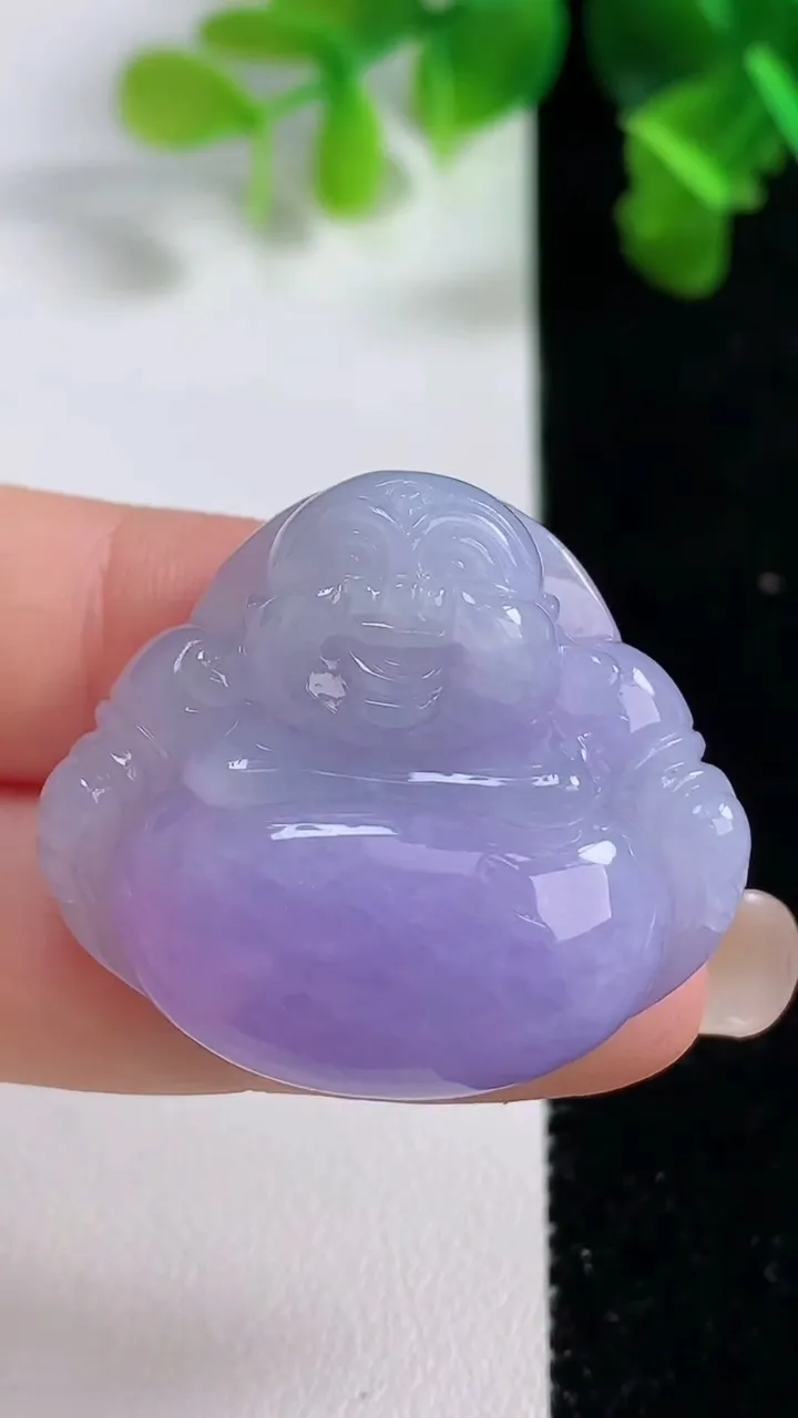 天然A货翡翠种紫罗兰佛公吊坠，尺寸29.3-24.6-11.4，重量:20.77g
9月15日