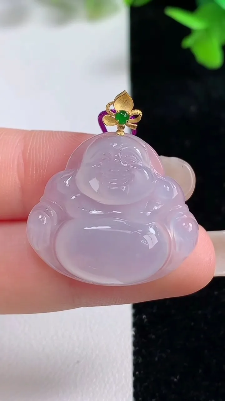天然A货翡翠种紫罗兰佛公吊坠，尺寸24.2-27.2-5.6，重量:5.69g
9月16日