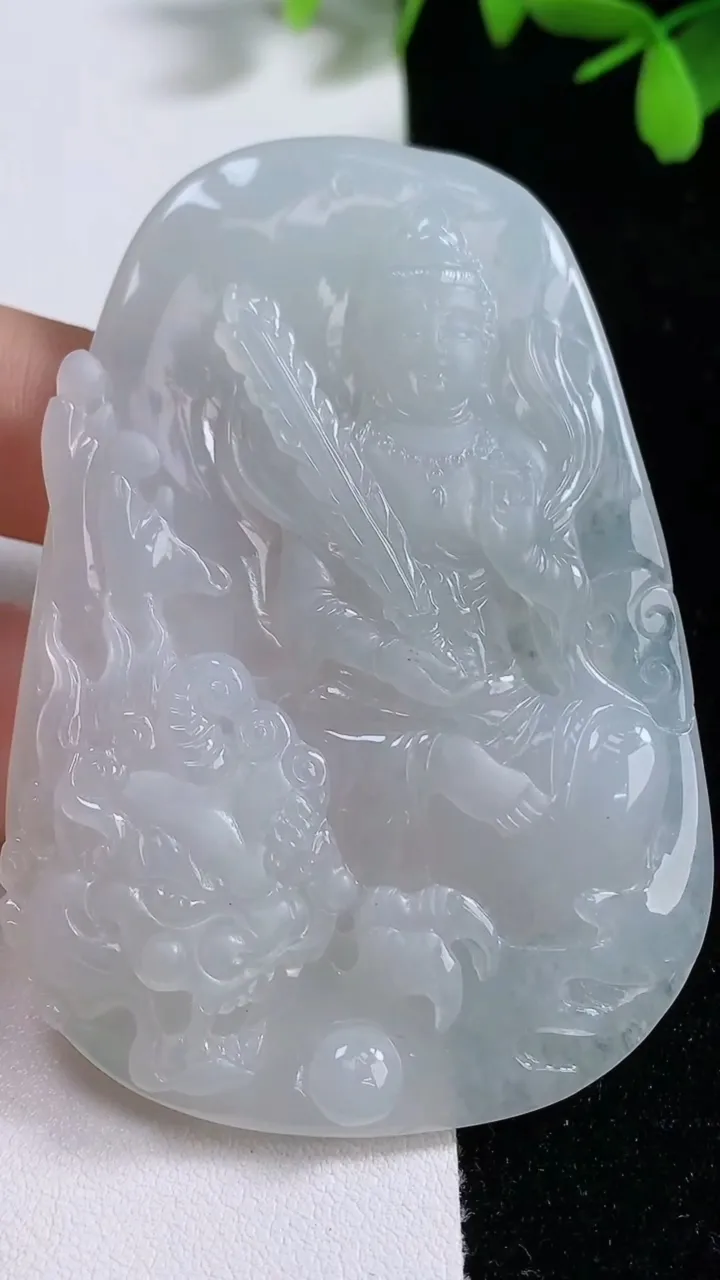 天然A货翡翠文殊菩萨吊坠，尺寸69.3-48-7，重量:41.86g
9月17日