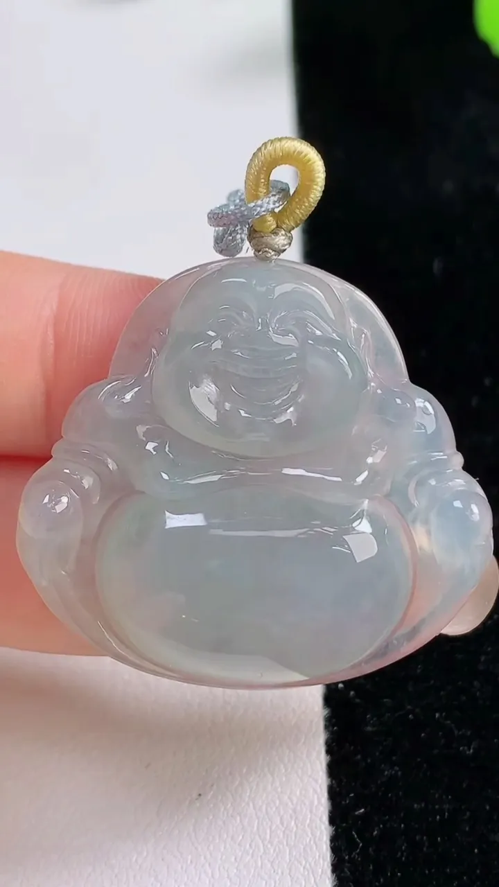 天然A货翡翠佛公吊坠，尺寸32.3-35.4-6.4，重量:11.03g
9月17日