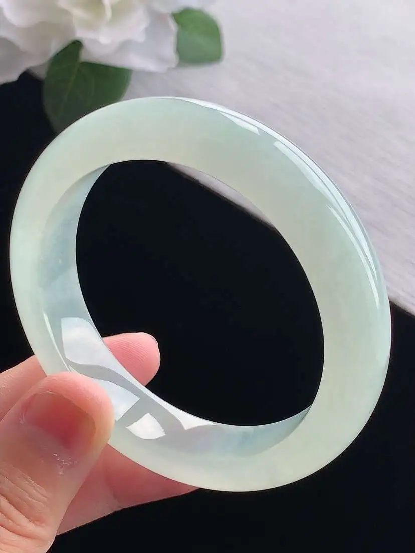 a货翡翠老坑冰种晴水正装正圈手镯52-53小圈口  尺寸52×12.8×8.3mm 重量55.50g 0916