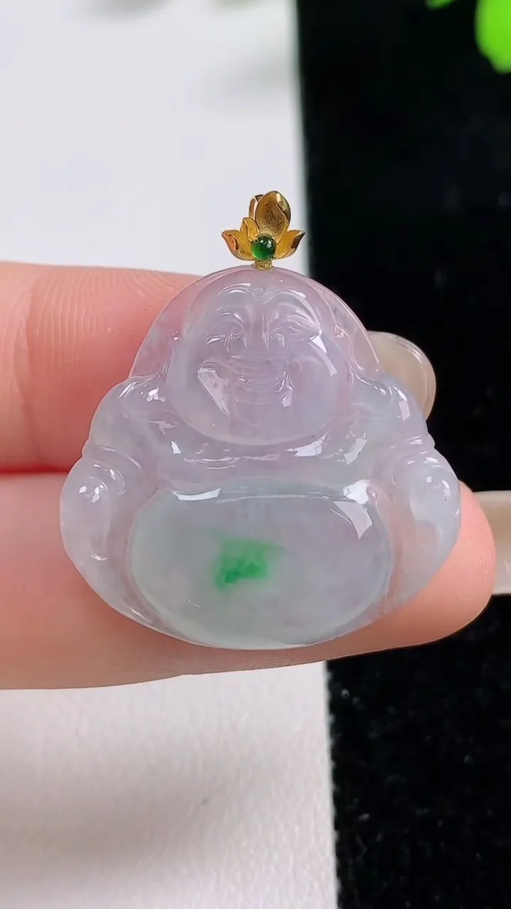 天然A货翡翠佛公吊坠，尺寸26-27.2-3.8，重量:4.63g
9月17日